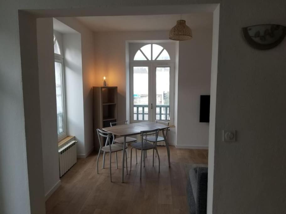Appartement Cosy Entierement Renove บาญเญอ-เดอ-บีกอร์ ภายนอก รูปภาพ